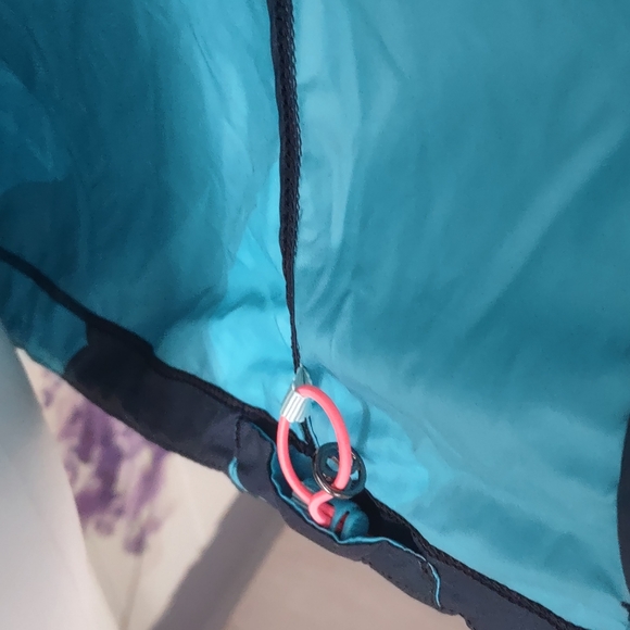 Lululemon Women’s Pack-It Vest Back Spin Stroke Peacock Blue Black Size 10 EUC - Picture 8 of 12